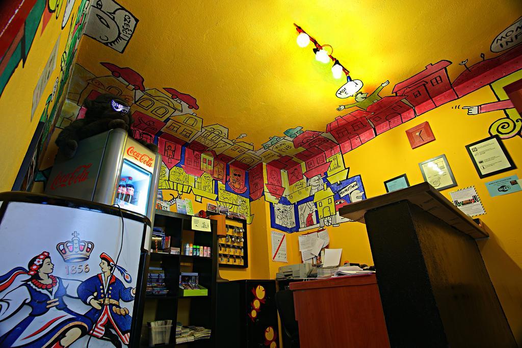 Momotown Privates Bed & Breakfast Krakow Bagian luar foto